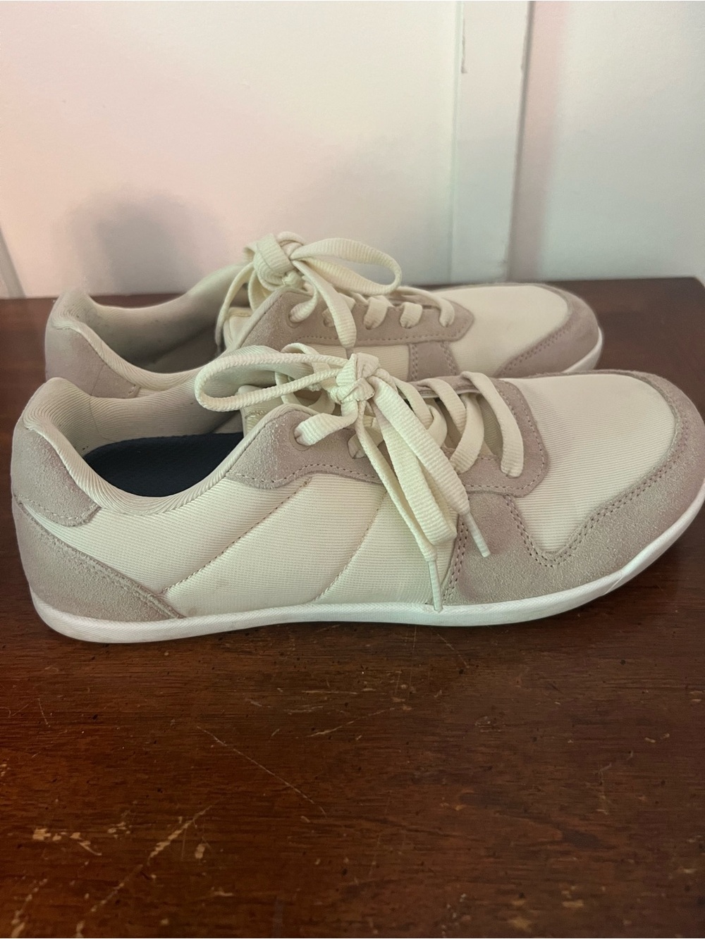 Whitin Cream Casual Lace-Up Sneakers size 40 (8.5) - Picture 5 of 8
